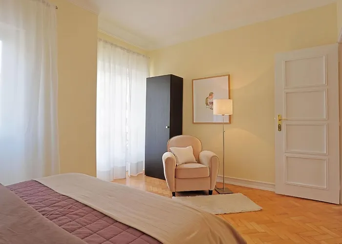 Admiral 77 By Interhome شقة Lisboa